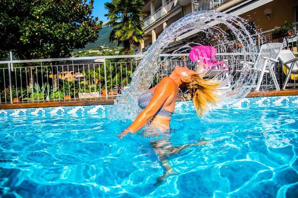 Hotel Casa Serena Malcesine Dış mekan fotoğraf