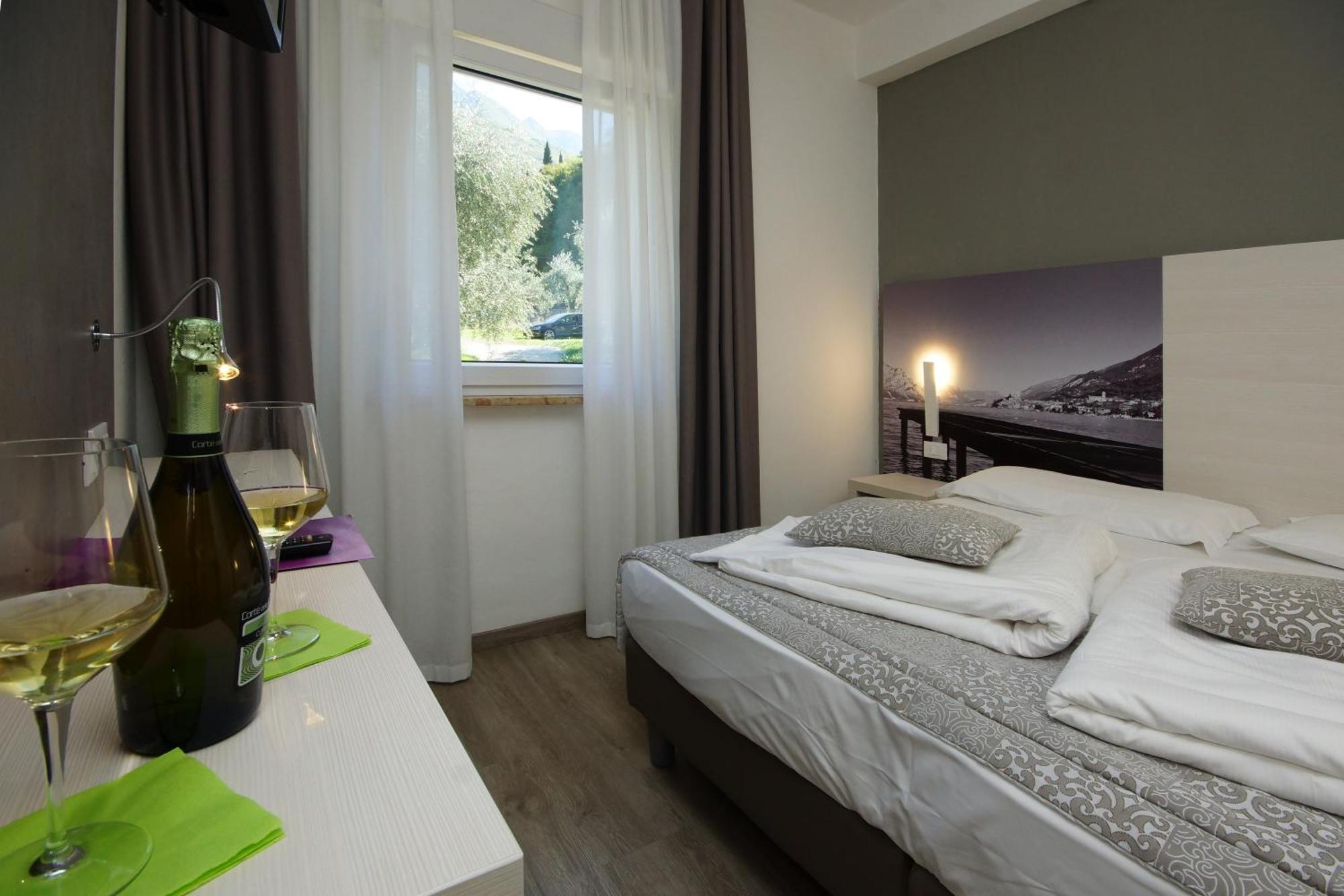 Hotel Casa Serena Malcesine Dış mekan fotoğraf
