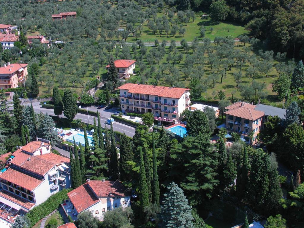 Hotel Casa Serena Malcesine Dış mekan fotoğraf